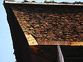 ヒノキの樹皮を用いた屋根である檜皮葺